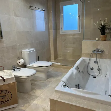 Luxury-penthouse-la Mairena-seaview-jacuzzi-marbella * La Mairena